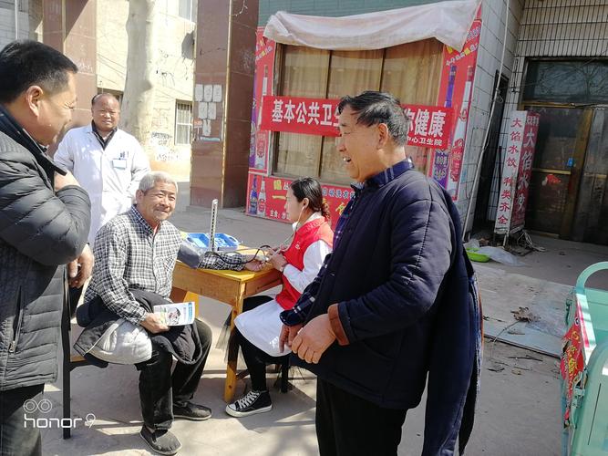送医送健康——牙里中心卫生院为常住居民开展常见病健康咨询